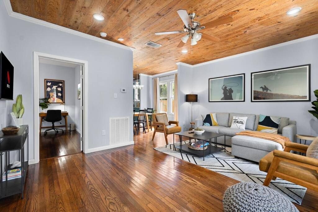 Holiday home Casa Cowboy Near Downtown, Gourmet Kitchen, Private Yard